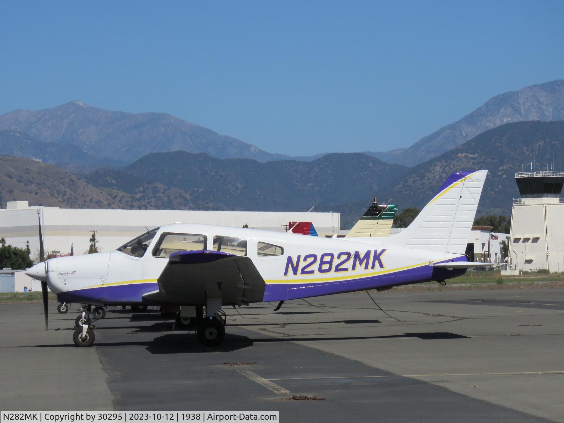 N282MK, 2003 Piper PA-28-161 Warrior II C/N 2842188, Parked