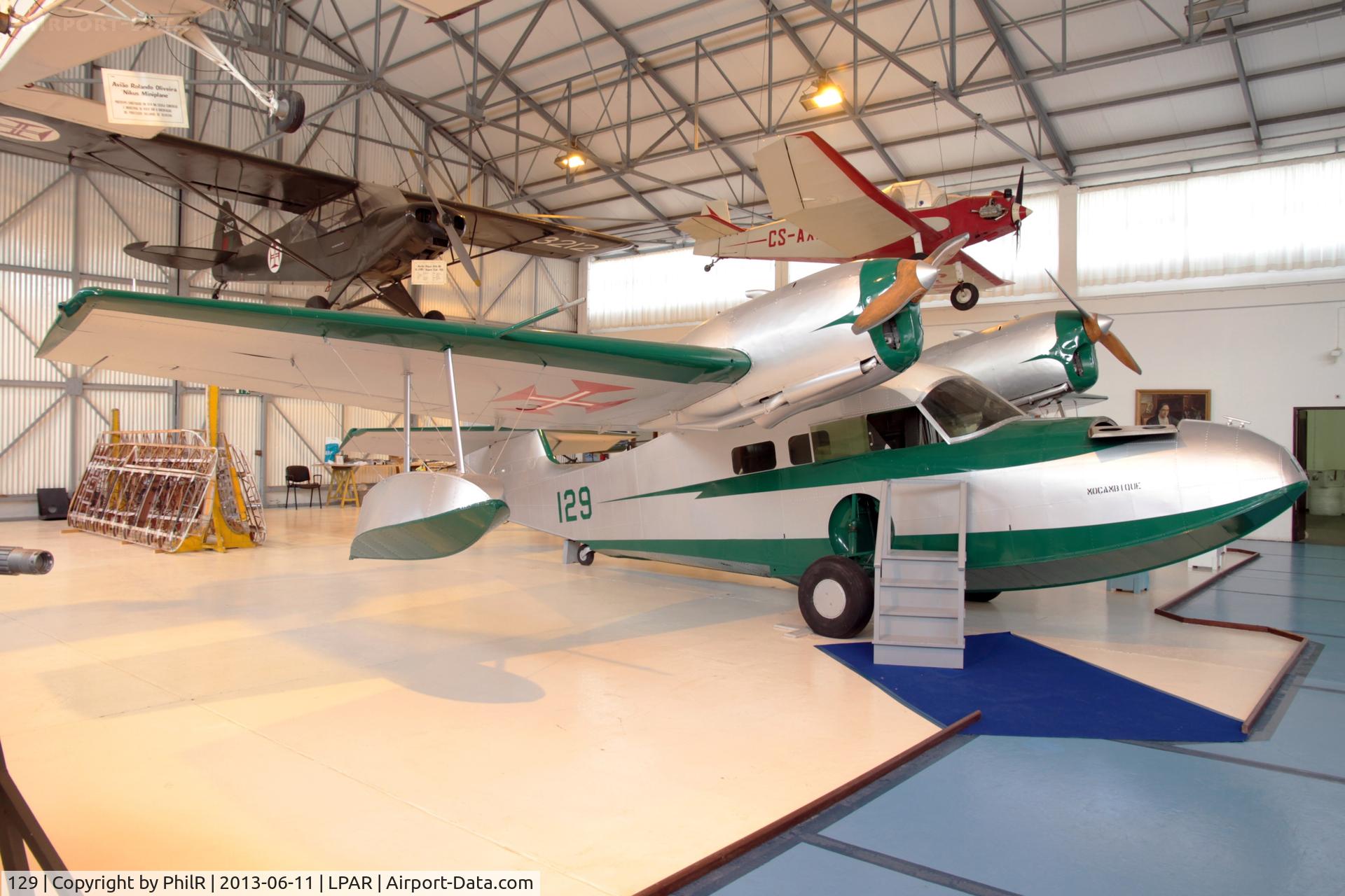 129, 1942 Grumman G-44 Widgeon C/N 1251, 129 1942 Grumman G-44 Widgeon Portuguese Navy Museu do Ar Alverca