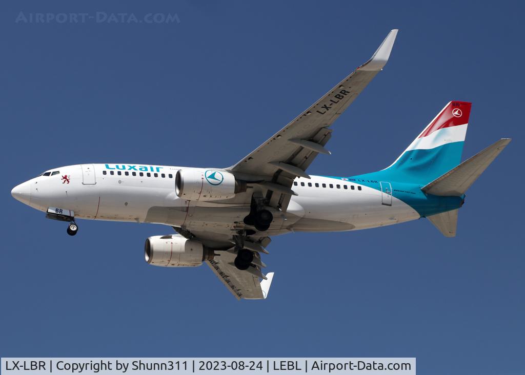 LX-LBR, 2008 Boeing 737-7K2 C/N 30366, Landing rwy 24R