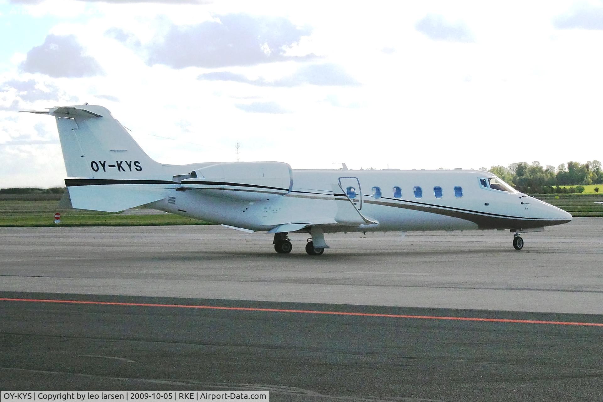 OY-KYS, 2009 Learjet 60XR C/N 60-369, Roskilde 5.10-2009