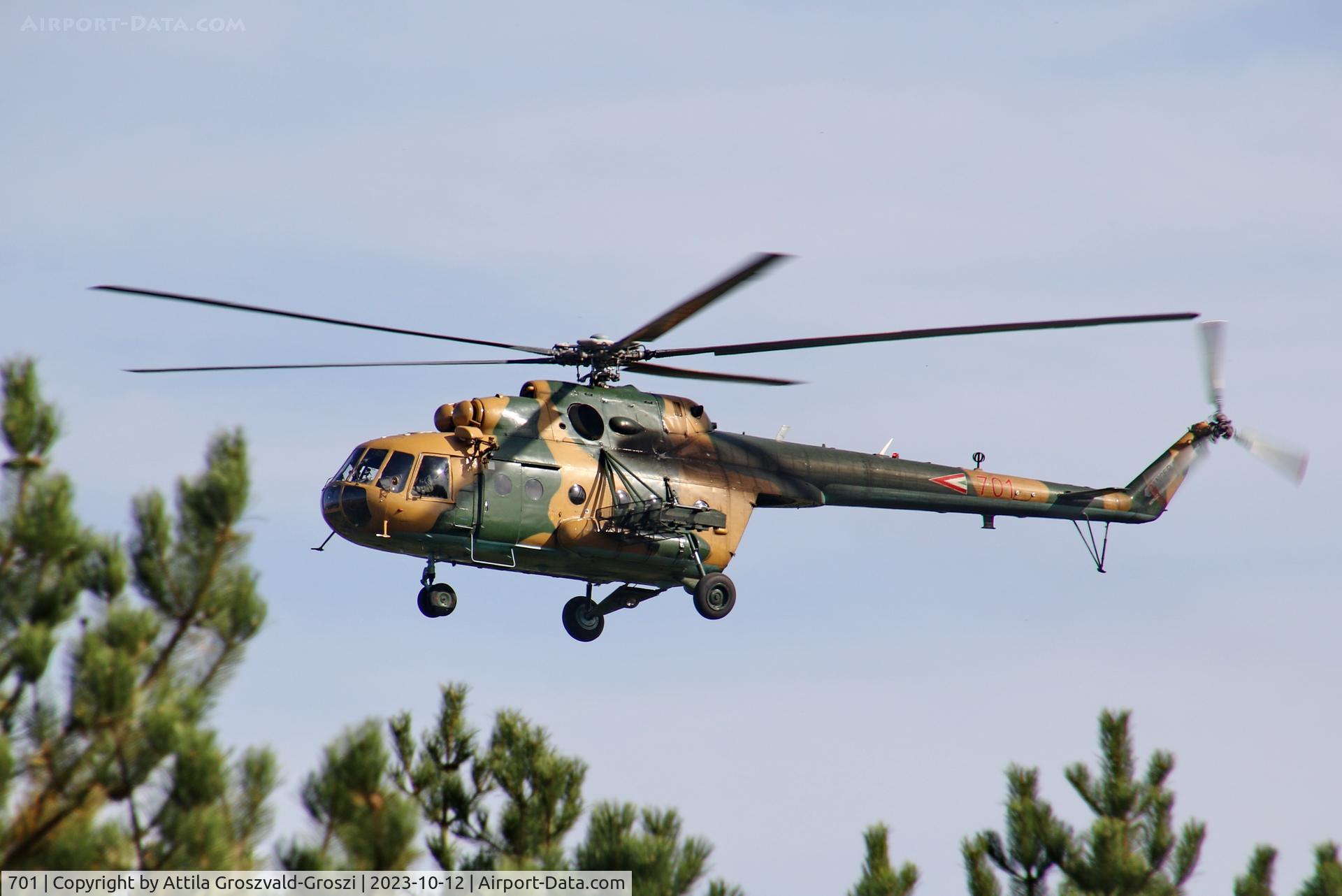 701, 1987 Mil Mi-17 Hip C/N 104M01, Jutas-Ujmajor. The Hungarian airforce is his practising base