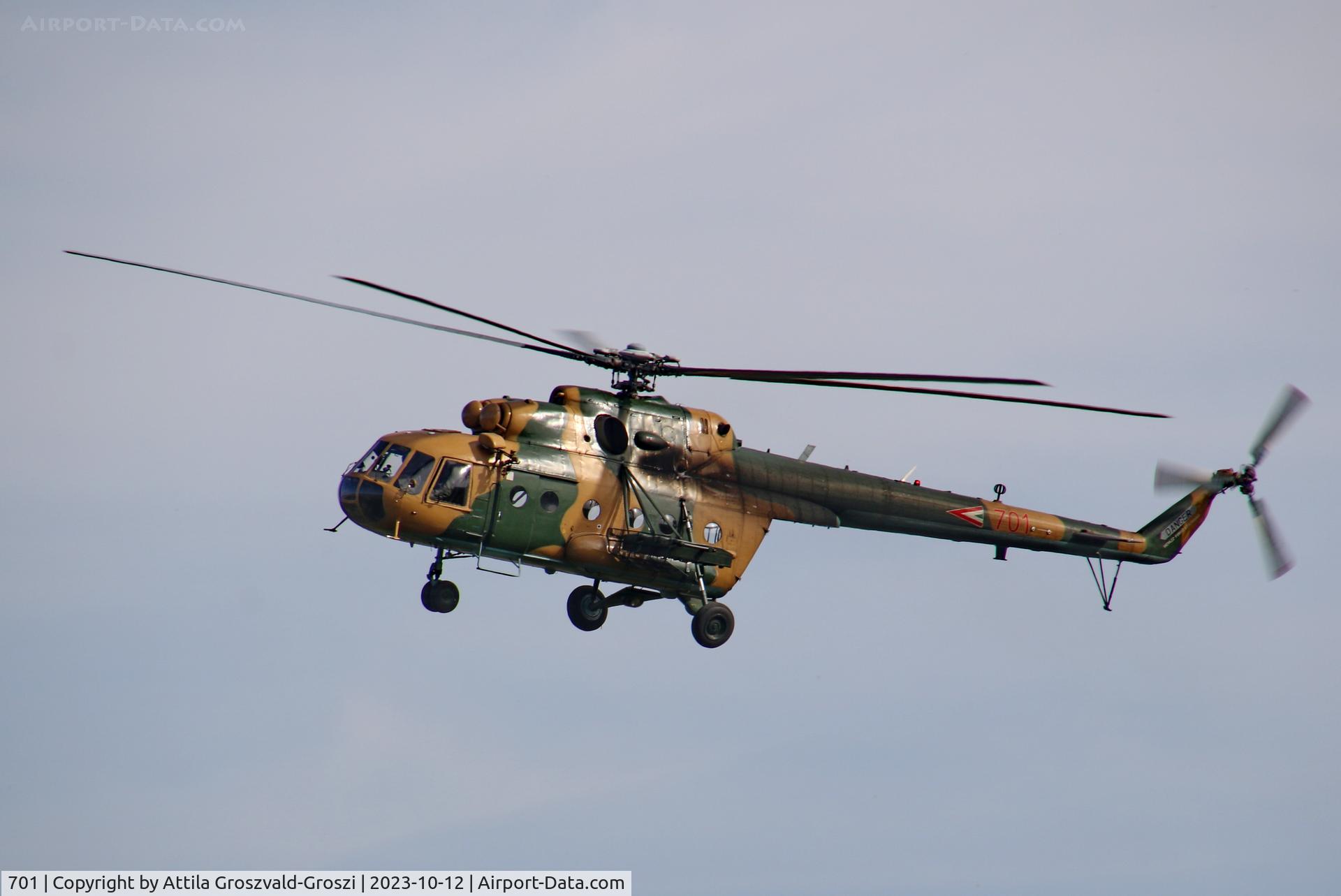 701, 1987 Mil Mi-17 Hip C/N 104M01, Jutas-Ujmajor. The Hungarian airforce is his practising base