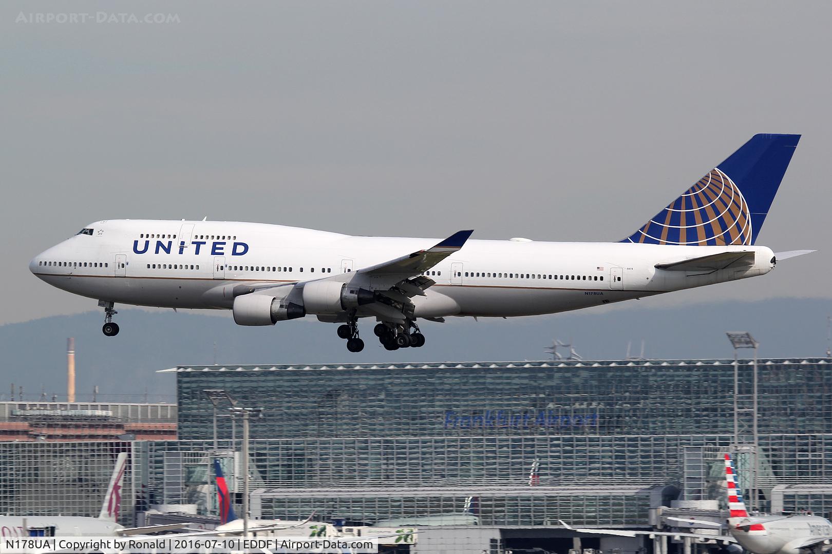 N178UA, 1990 Boeing 747-422 C/N 24385, at fra