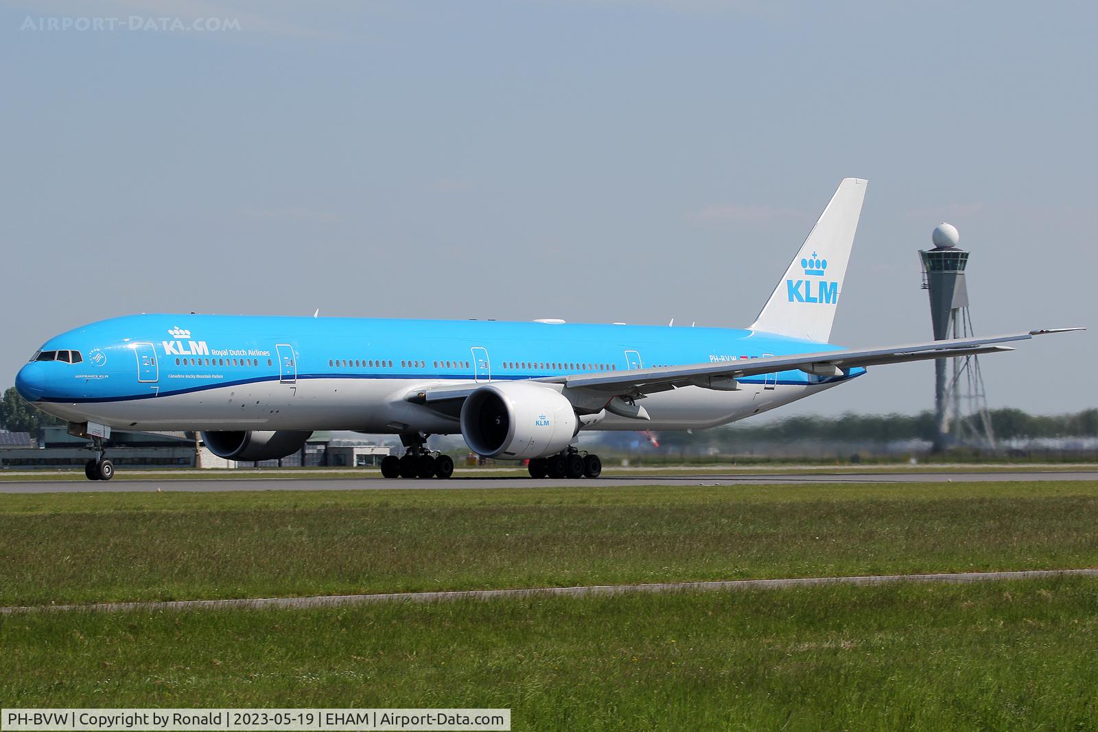 PH-BVW, 2021 Boeing 777-306/ER C/N 66889, at spl