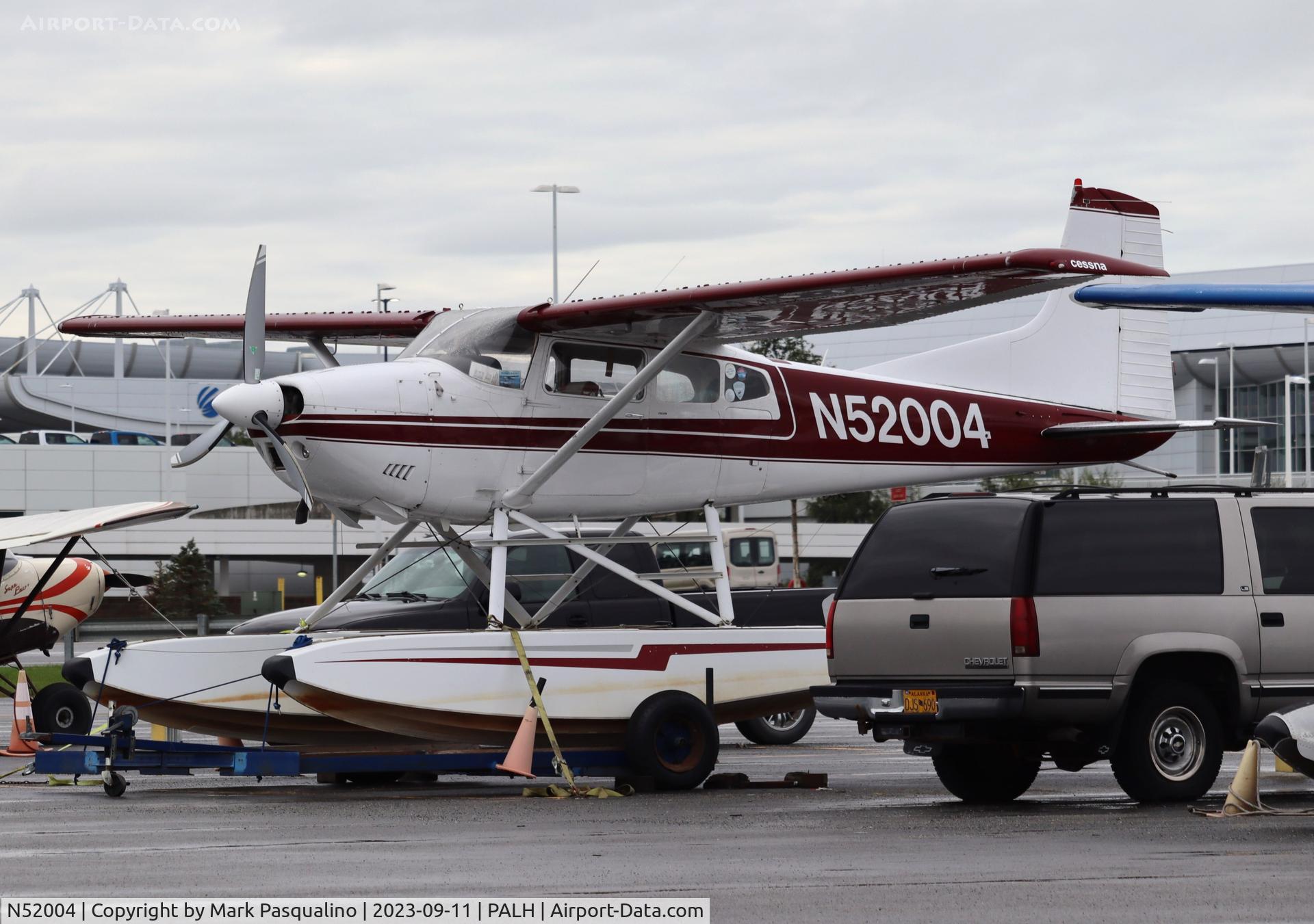 N52004, 1974 Cessna 180J C/N 18052437, Cessna 180J