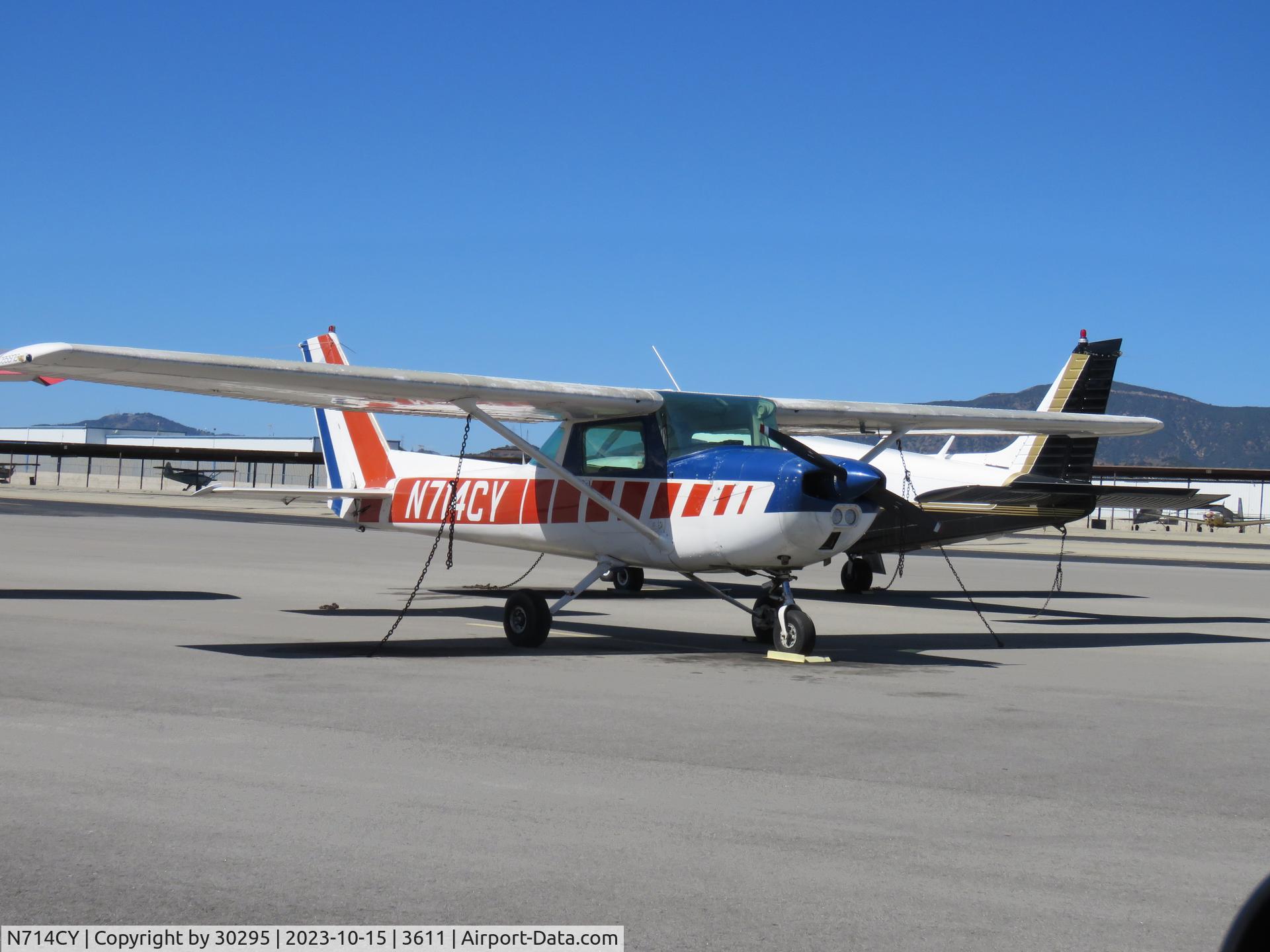 N714CY, 1976 Cessna 150M C/N 15079085, Parked