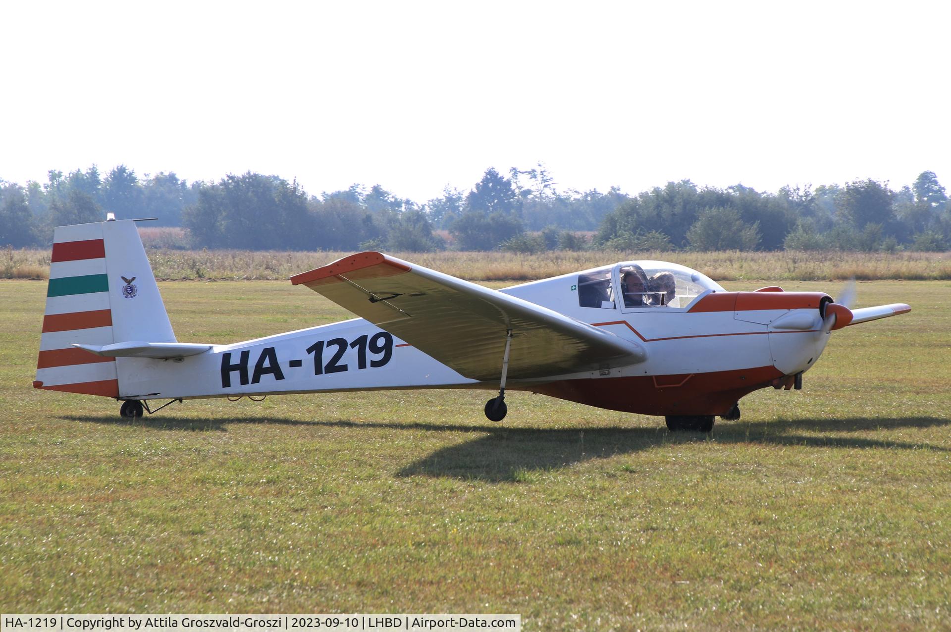 HA-1219, 1976 Scheibe SF-25C Falke C/N 44151, LHBD - Börgönd Airport-Börgönd, Hungary - Börgönd Air Show 2023