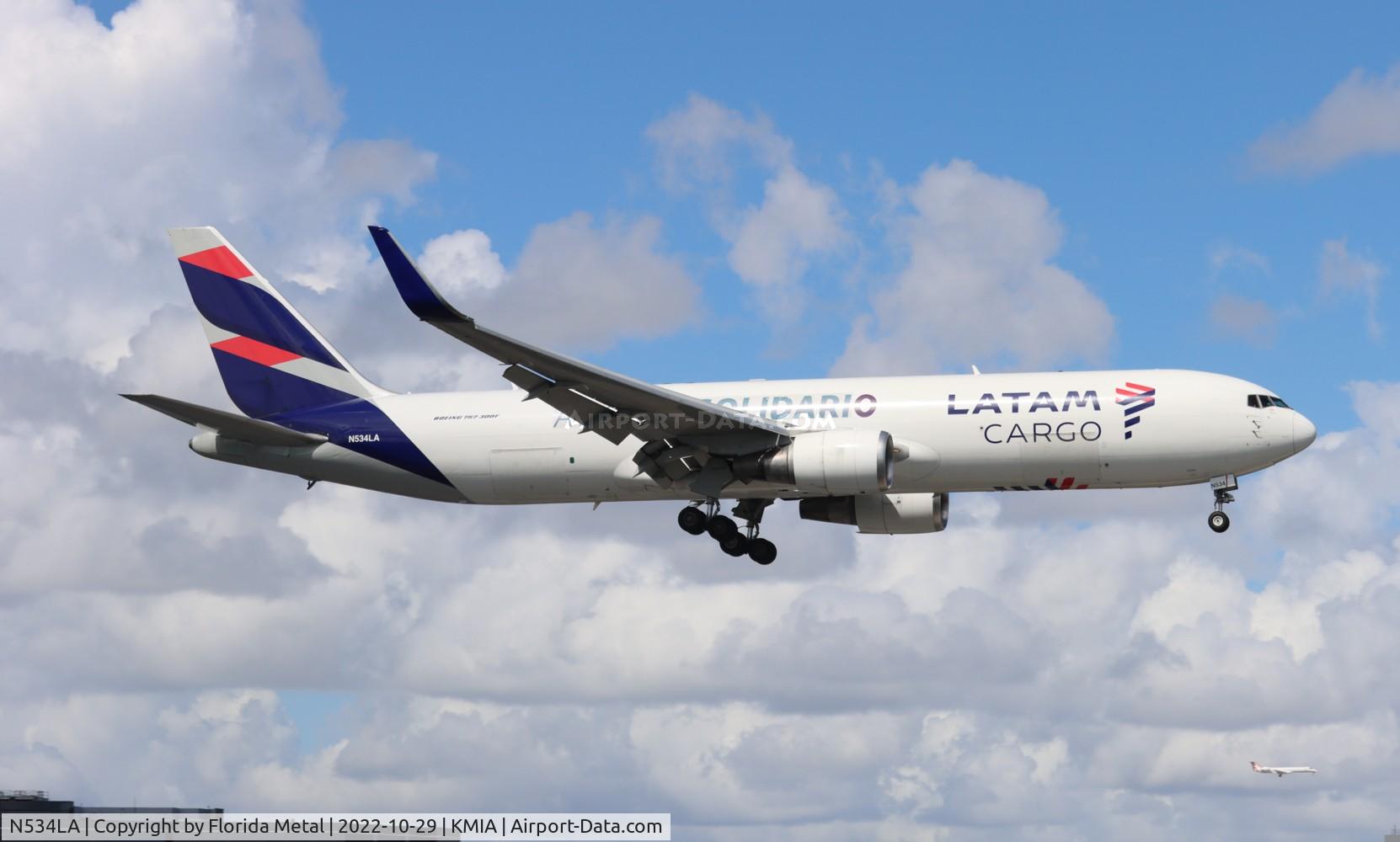 N534LA, 2001 Boeing 767-316F(ER) C/N 32572, LATAM Cargo 767-300F zx SCL-MIA