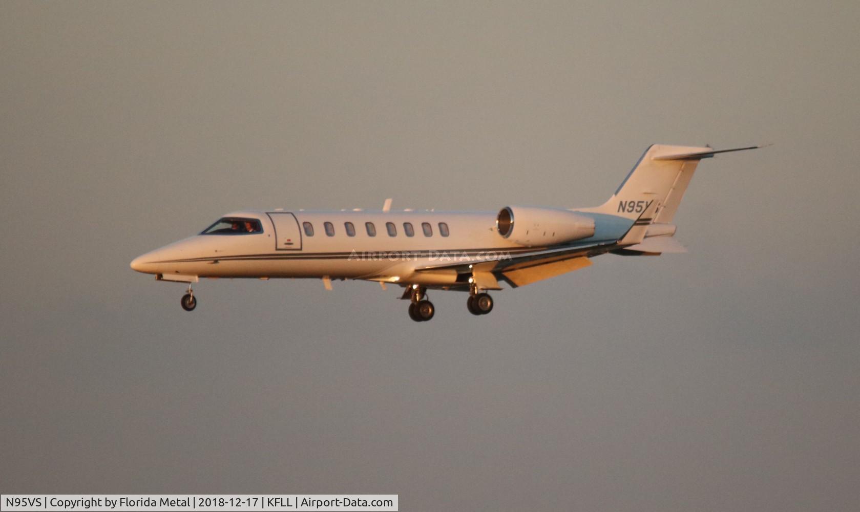N95VS, 2000 Learjet 45 C/N 082, Lear 45 zx