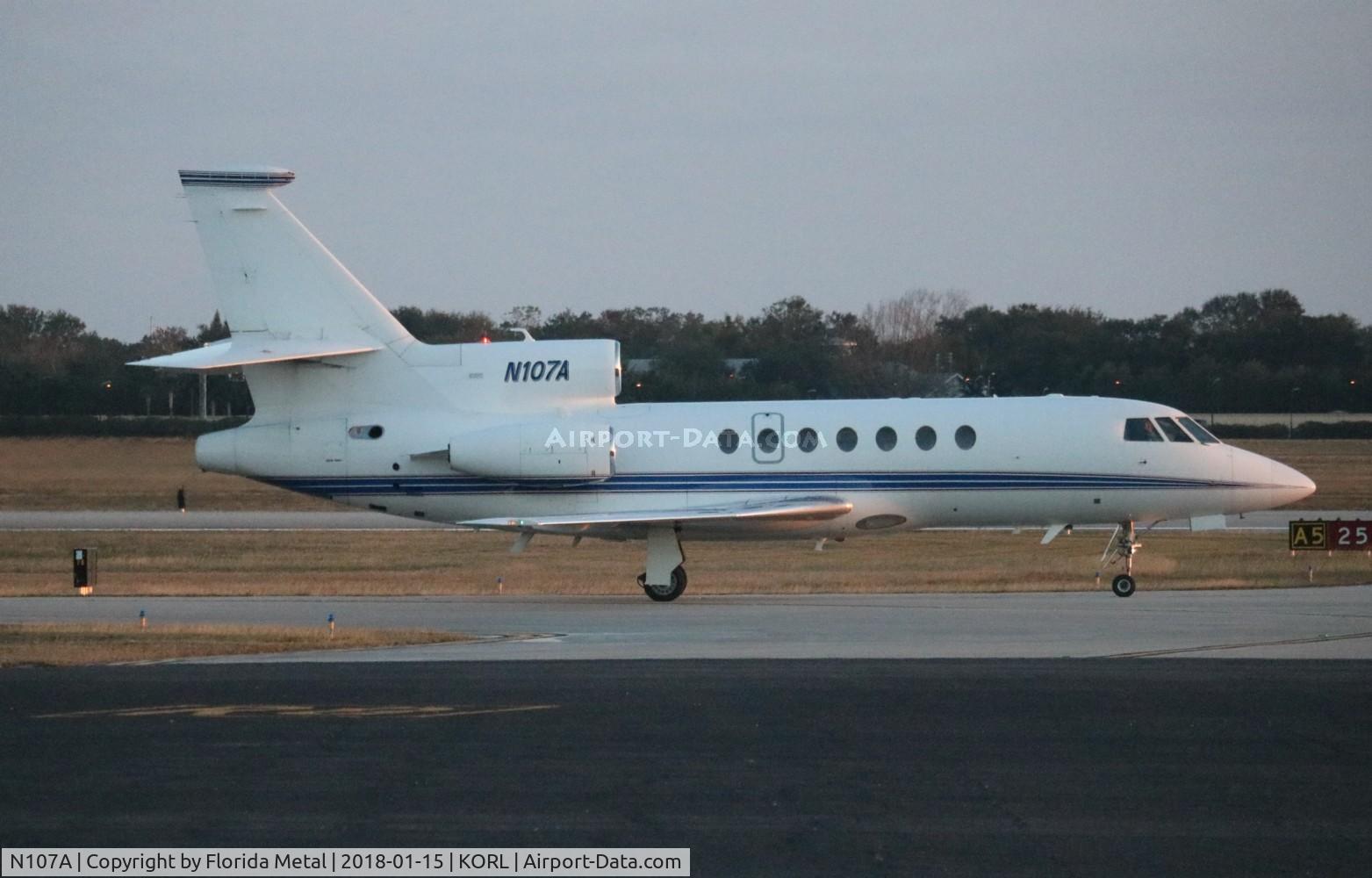 N107A, Dassault Falcon 50 C/N 186, Falcon 50 zx