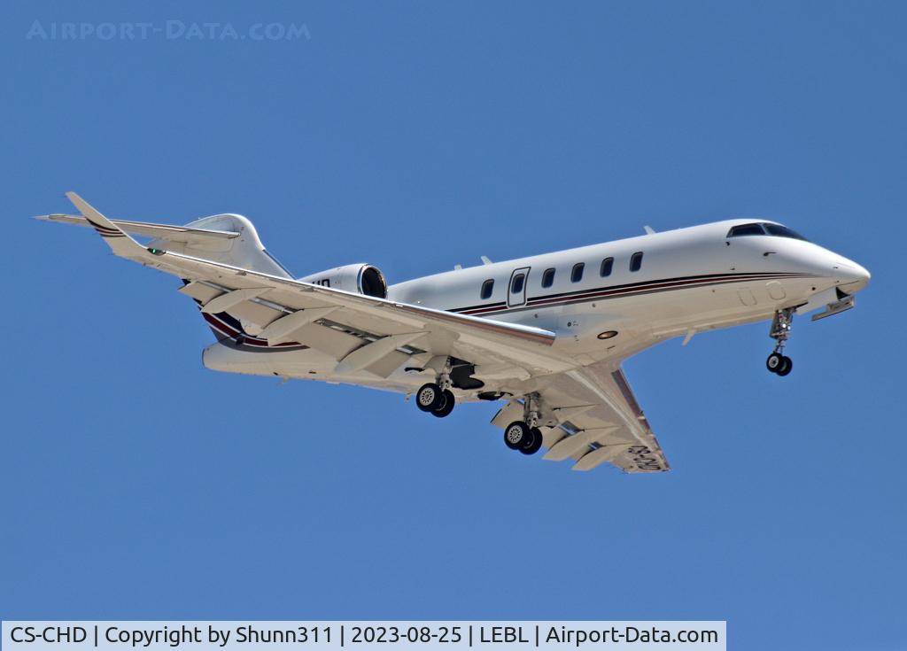 CS-CHD, 2015 Bombardier Challenger 350 (BD-100-1A10) C/N 20584, Landing rwy 24R