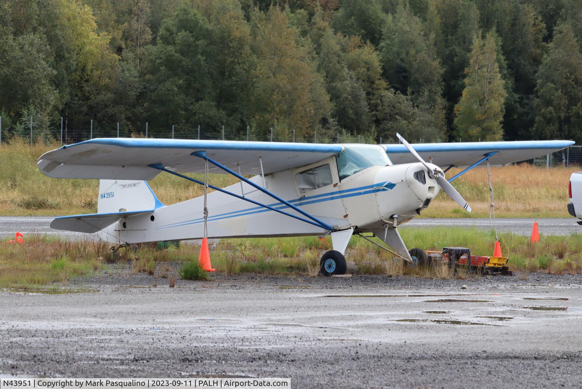 N43951, 1946 Taylorcraft BC12-D C/N 7610, Taylorcraft BC12-D