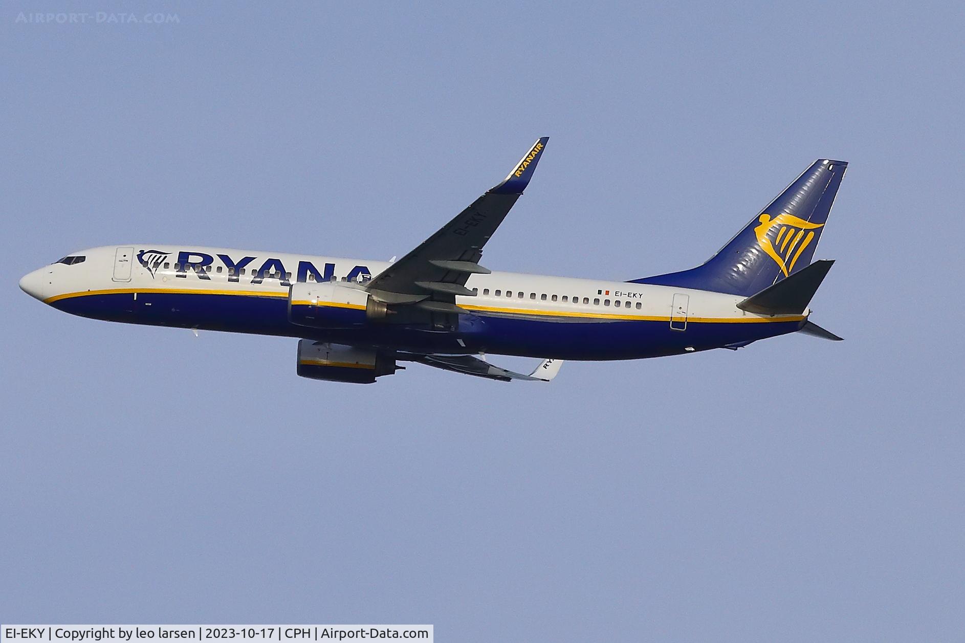 EI-EKY, 2010 Boeing 737-8AS C/N 35031, Copenhagen 17.10.2023