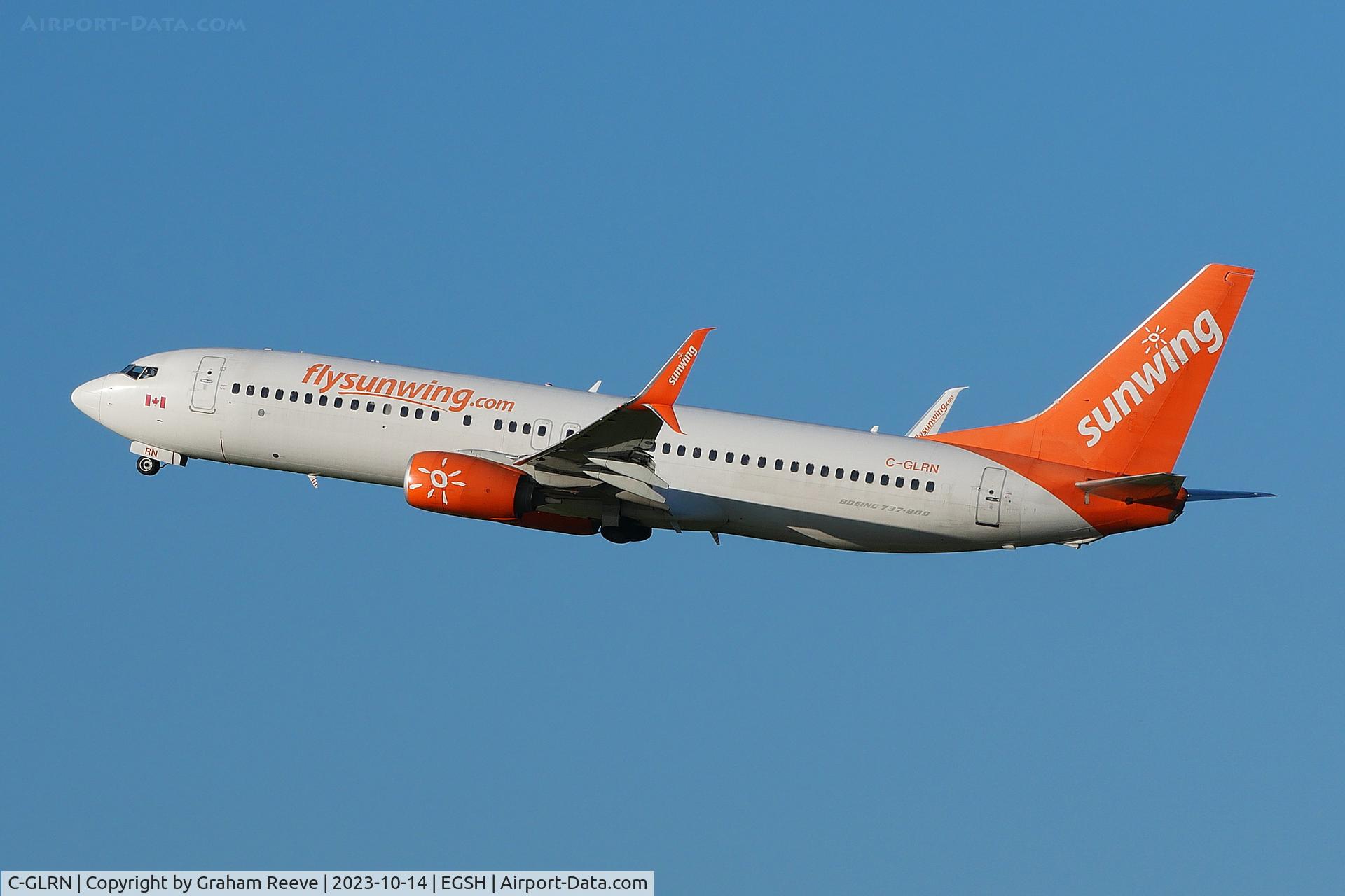 C-GLRN, 2017 Boeing 737-8SH(W) C/N 41353, Departing from Norwich.