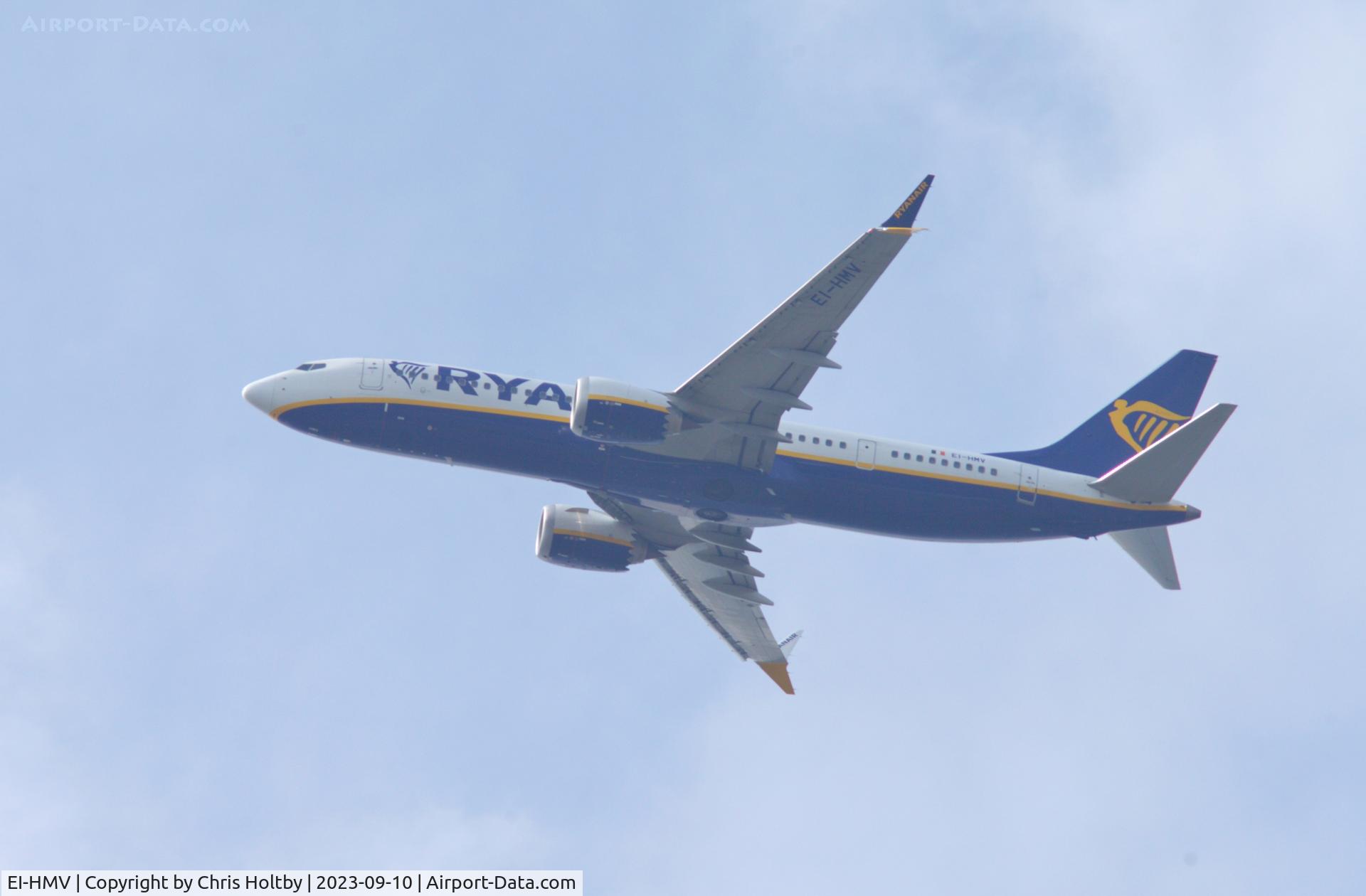 EI-HMV, 2022 Boeing 737-8-200 MAX C/N 658901, Over Potters Bar, Herts