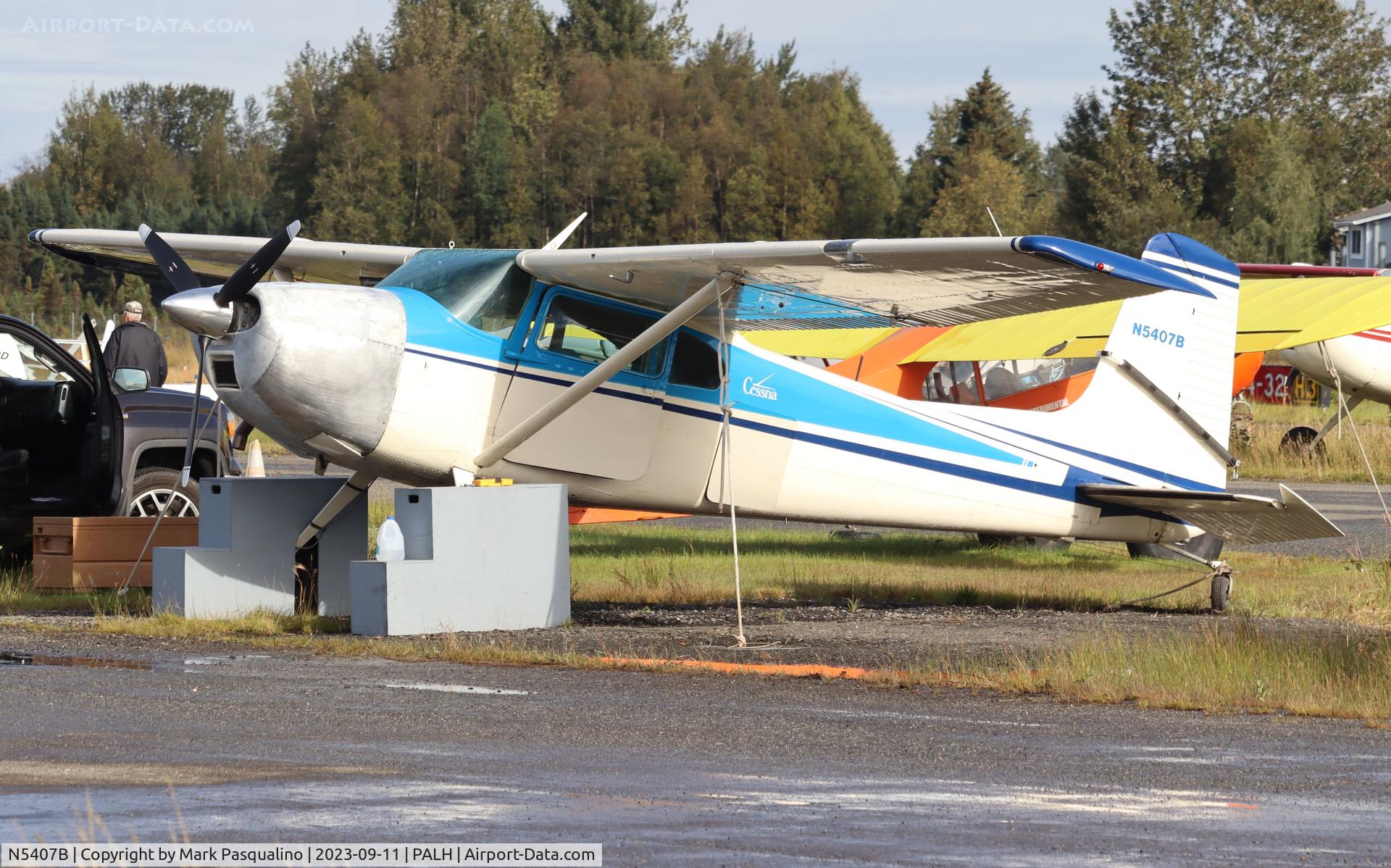 N5407B, Cessna 182 Skylane C/N 33407, Cessna 182