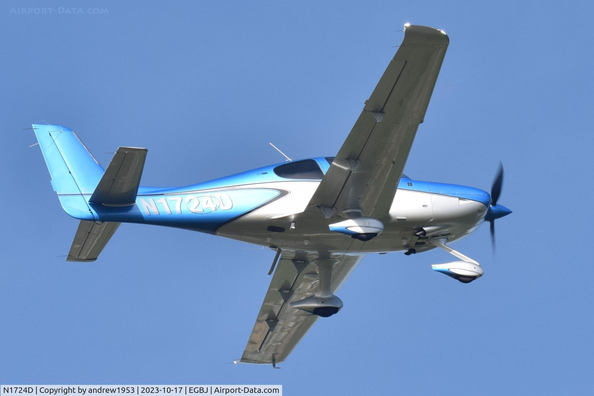 N1724D, 2021 Cirrus SR-22T C/N 2322, N1724D departing Gloucestershire Airport.