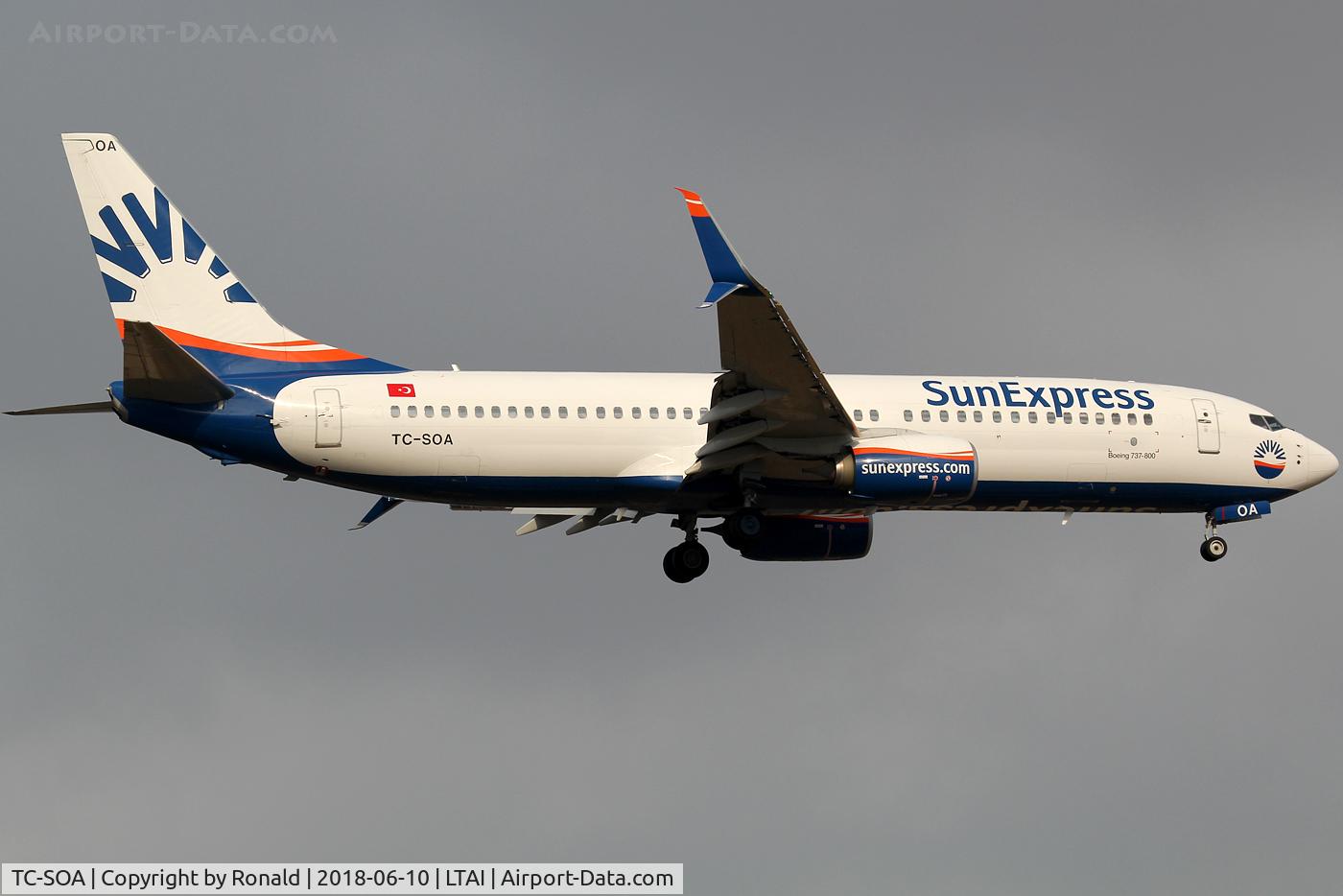 TC-SOA, 2016 Boeing 737-8HC C/N 61184, at ayt