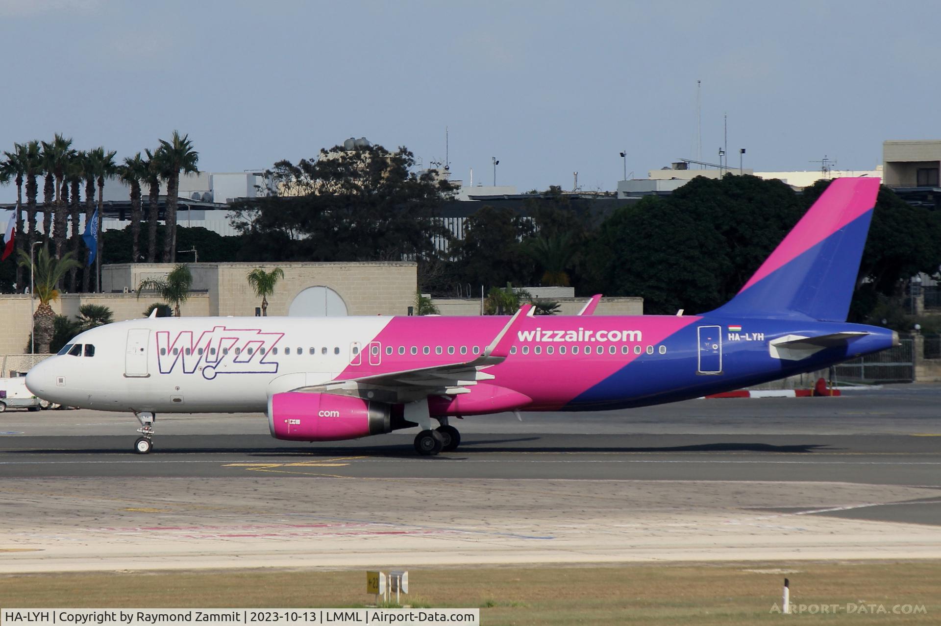 HA-LYH, 2014 Airbus A320-232 C/N 6235, A320 HA-LYH Wizzair