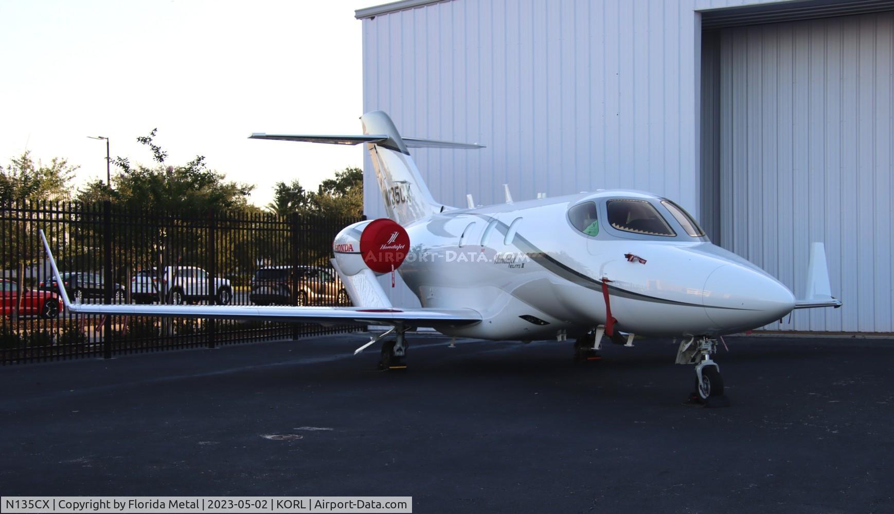 N135CX, 2022 Honda HA-420 HondaJet C/N 42000237, HA-420 zx