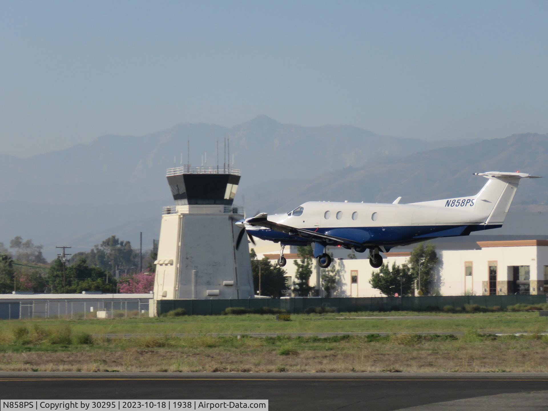 N858PS, 2010 Pilatus PC-12/47E C/N 1212, Off the ground