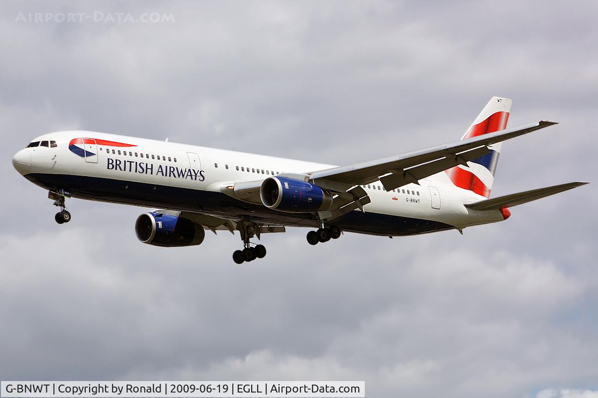 G-BNWT, 1992 Boeing 767-336 C/N 25828, at lhr