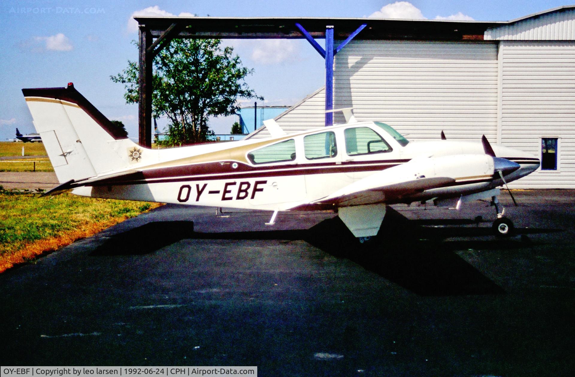 OY-EBF, 1966 Beech C55 Baron (95-C55) C/N TE-84, Copenhagen 24.6.1992
