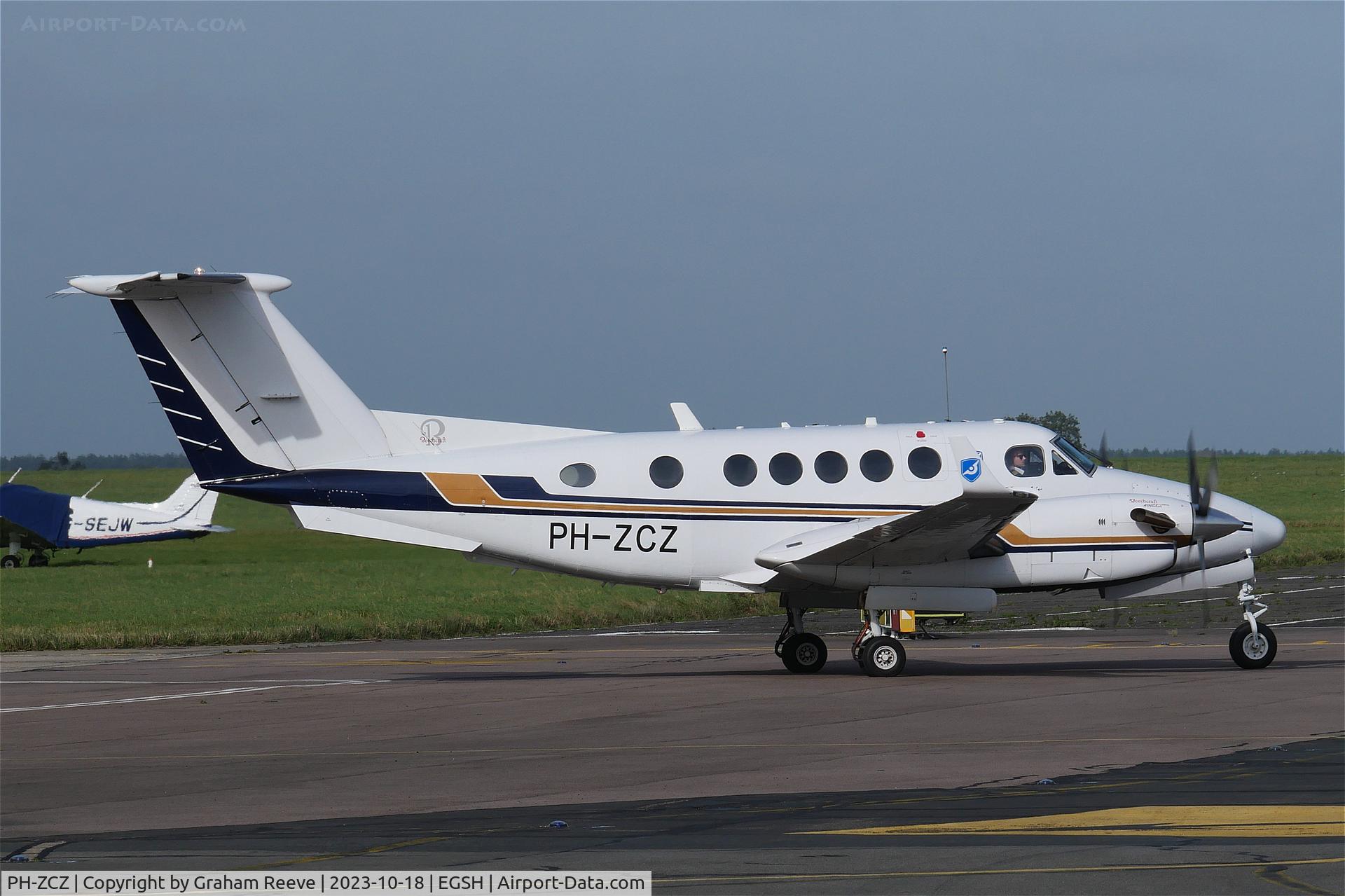 PH-ZCZ, 1987 Beech B200 King Air C/N BB-1281, Departing from Norwich.