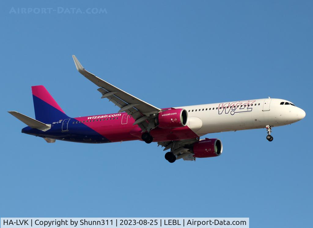 HA-LVK, 2020 Airbus A321-271NX C/N 9444, Landinf rwy 24R