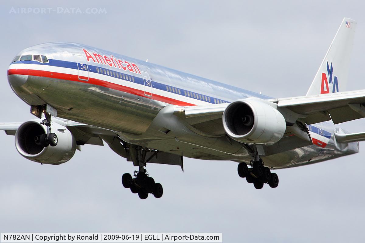 N782AN, 2000 Boeing 777-223 C/N 30003, at lhr