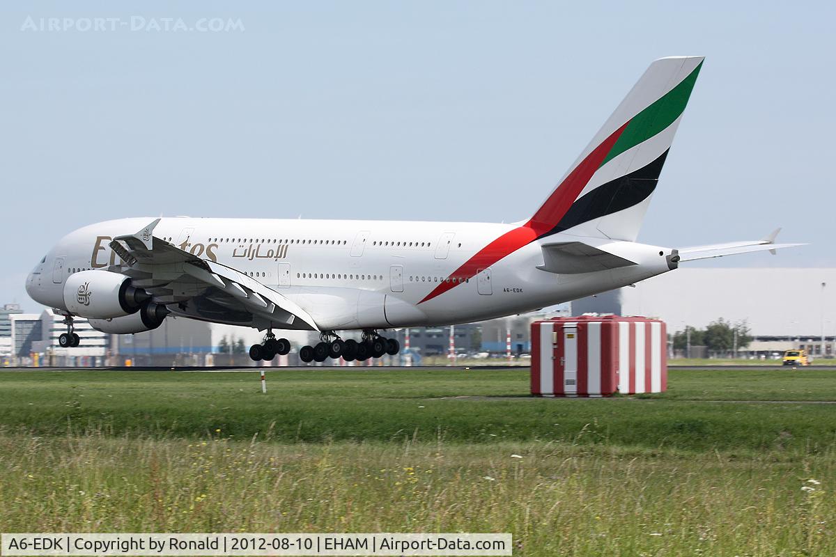 A6-EDK, 2010 Airbus A380-861 C/N 030, at spl