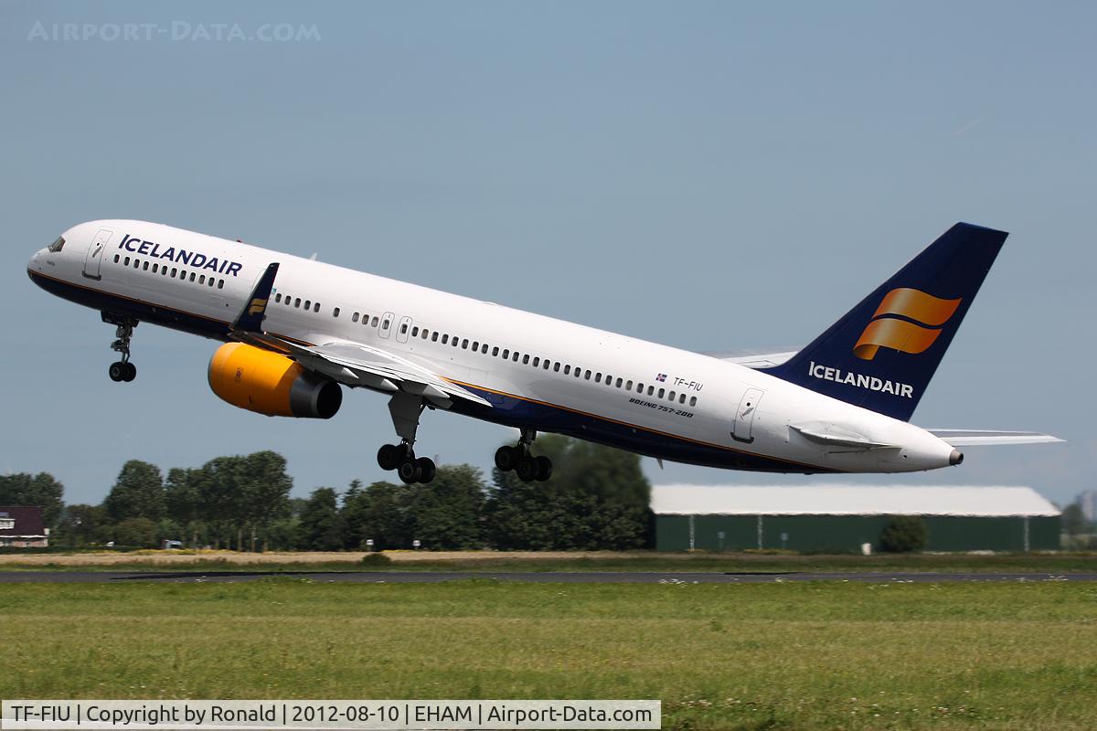 TF-FIU, 1994 Boeing 757-256 C/N 26243, at spl