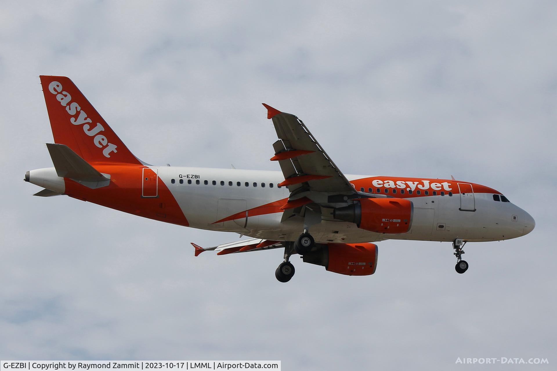 G-EZBI, 2006 Airbus A319-111 C/N 3003, A319 G-EZBI Easyjet