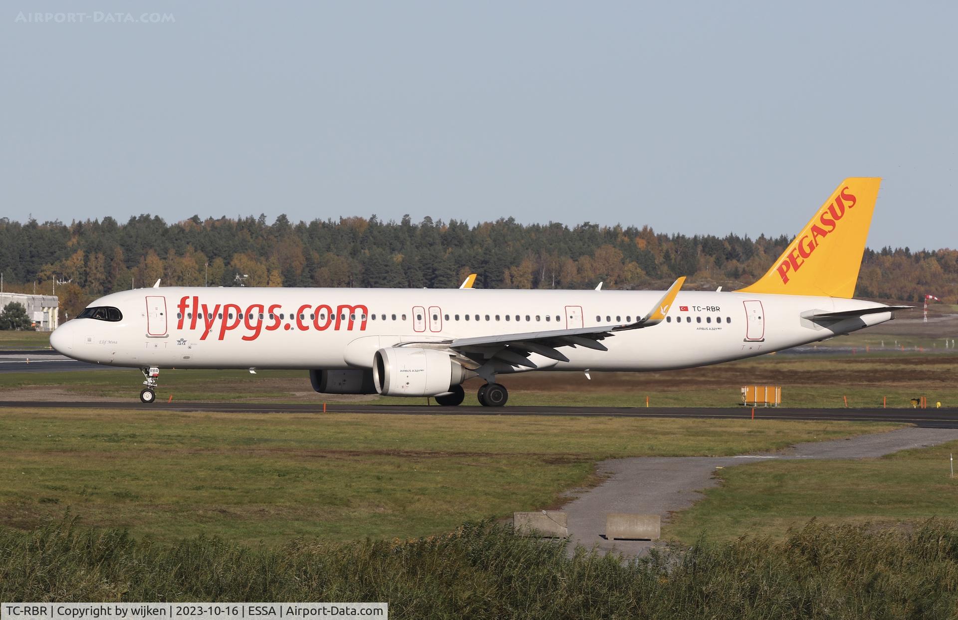 TC-RBR, 2022 Airbus A321-251NX C/N 11029, RWY 01L