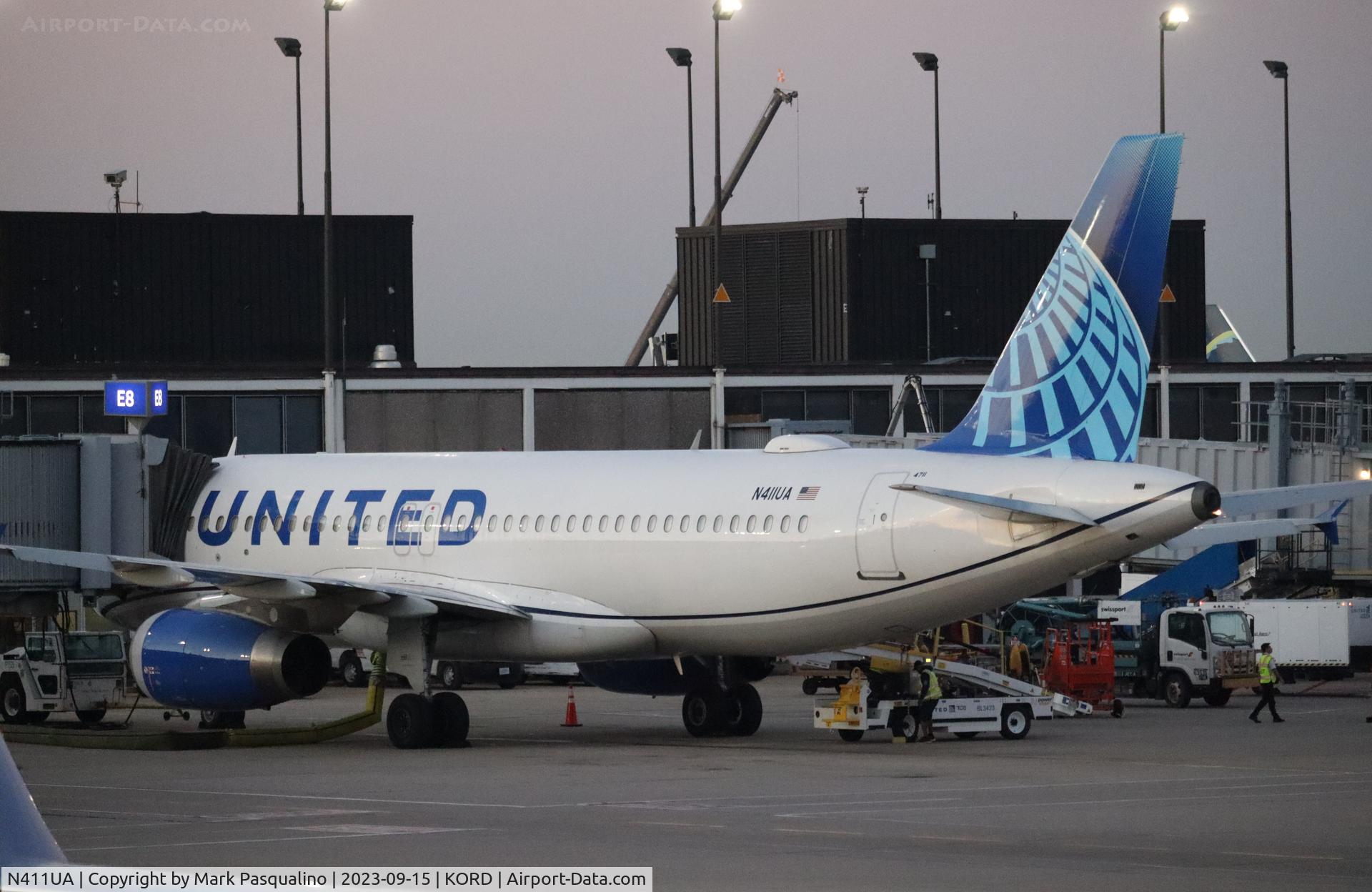 N411UA, 1994 Airbus A320-232 C/N 464, Airbus A320-232