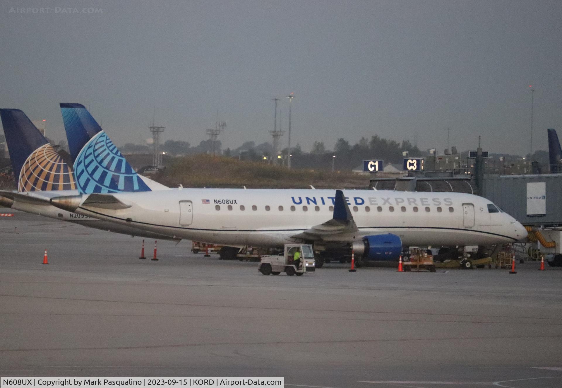 N608UX, 2019 Embraer 175LR (ERJ-170-200LR) C/N 17000806, ERJ-170-200LR