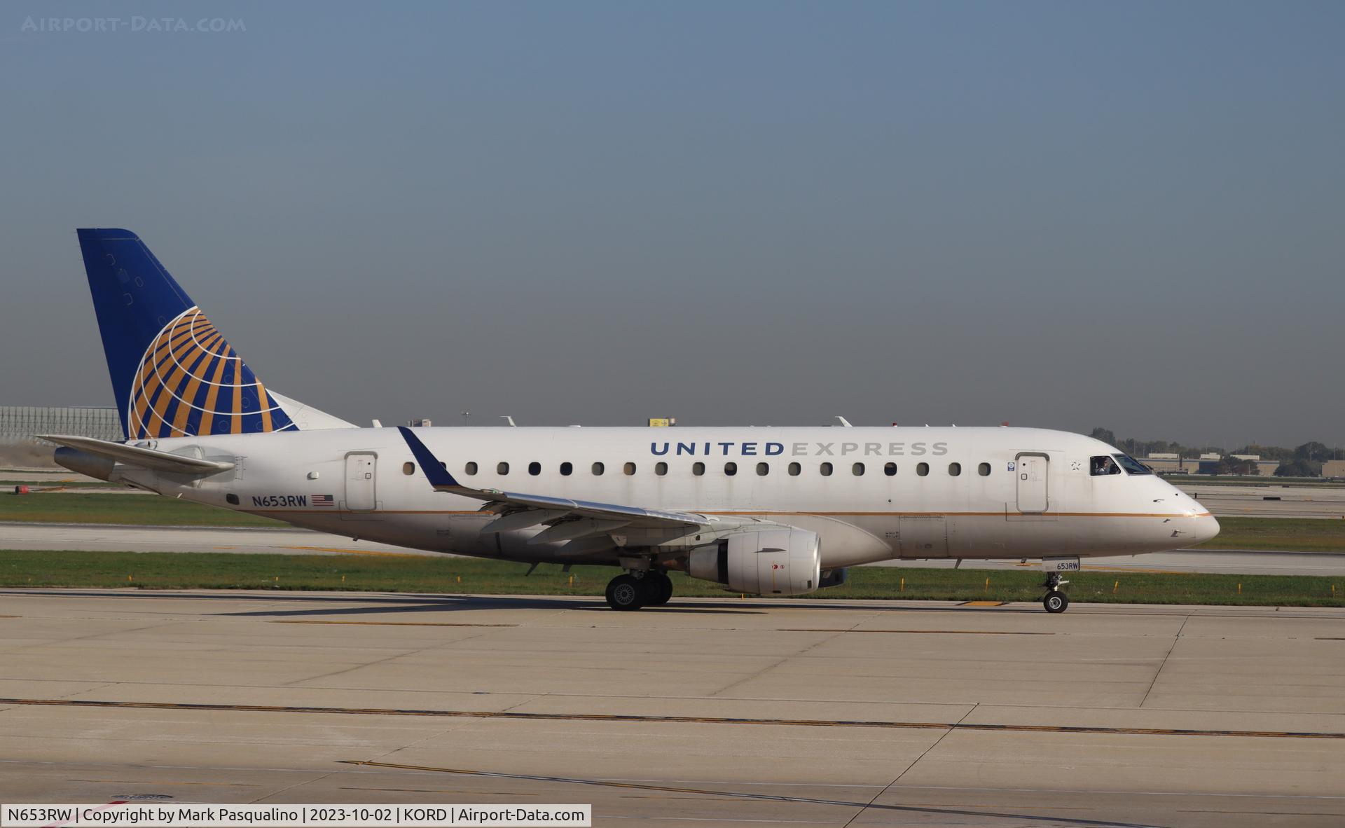 N653RW, 2005 Embraer 170SE (ERJ-170-100SE) C/N 17000076, ERJ-170-100SE