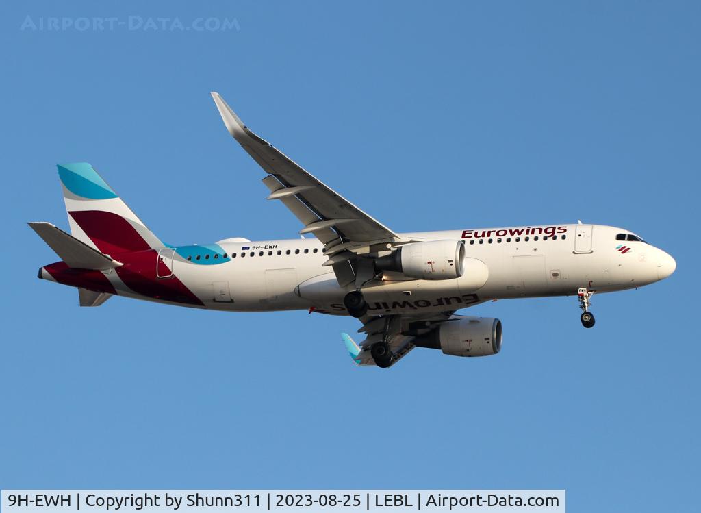 9H-EWH, 2016 Airbus A320-214 C/N 7148, Landing rwy 24R