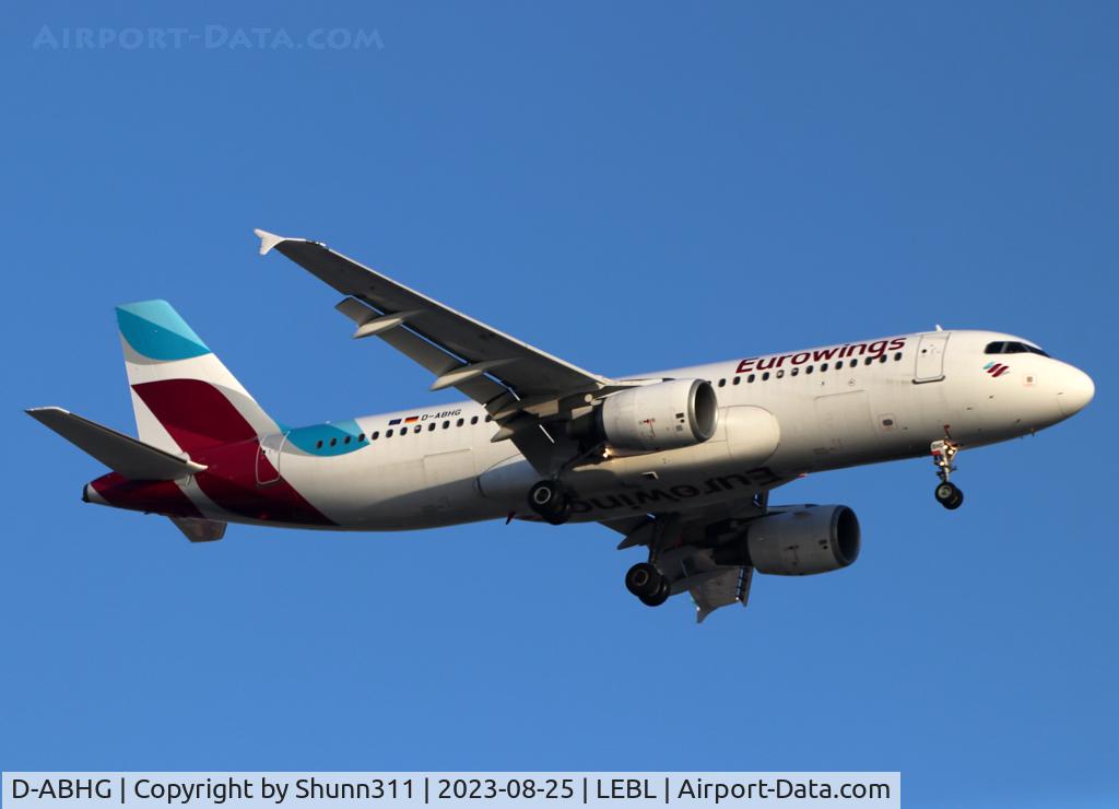 D-ABHG, 2006 Airbus A320-214 C/N 2867, Landing rwy 24R
