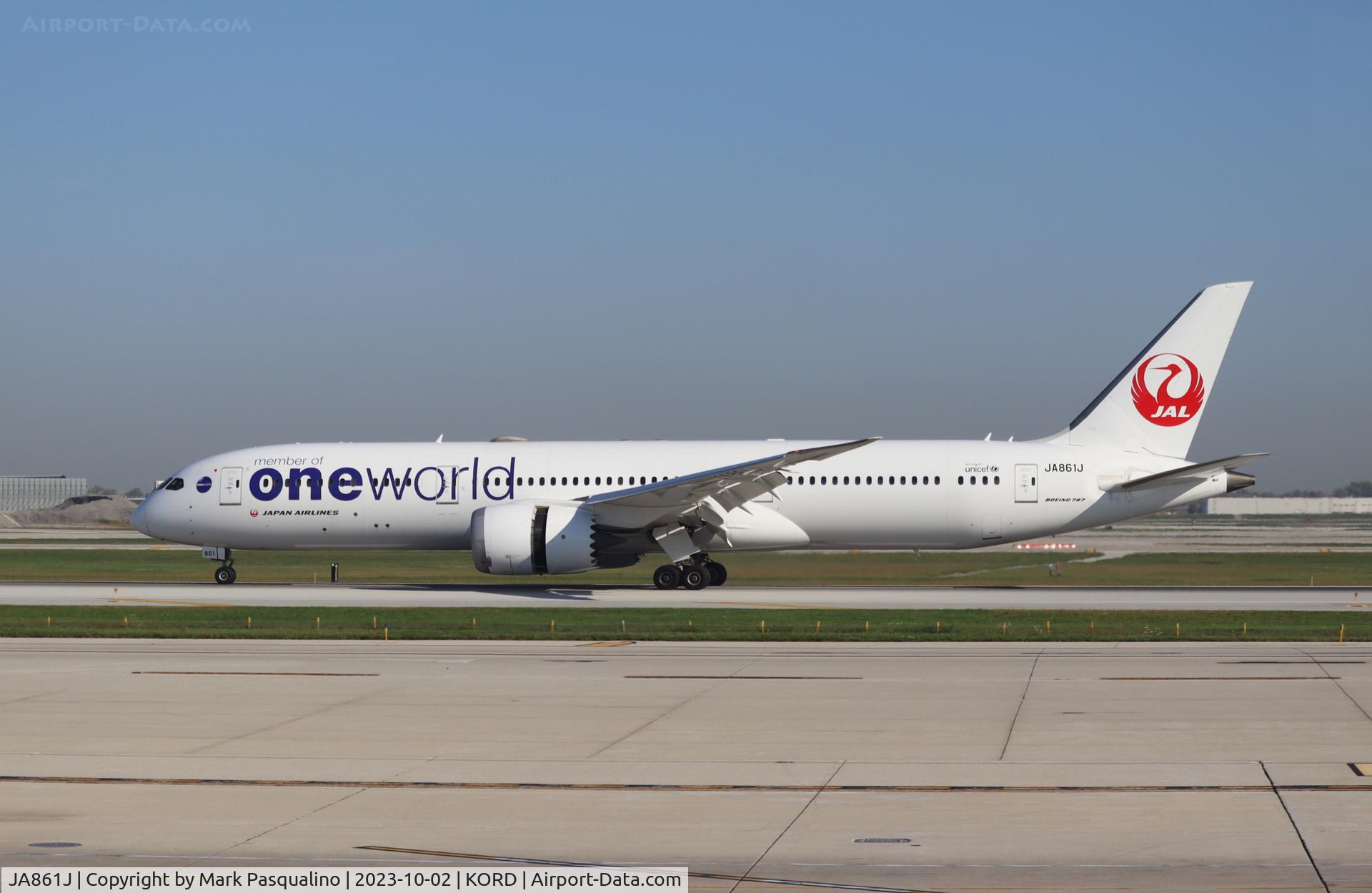 JA861J, 2013 Boeing 787-9 Dreamliner Dreamliner C/N 35422, Boeing 787-9 Dreamliner