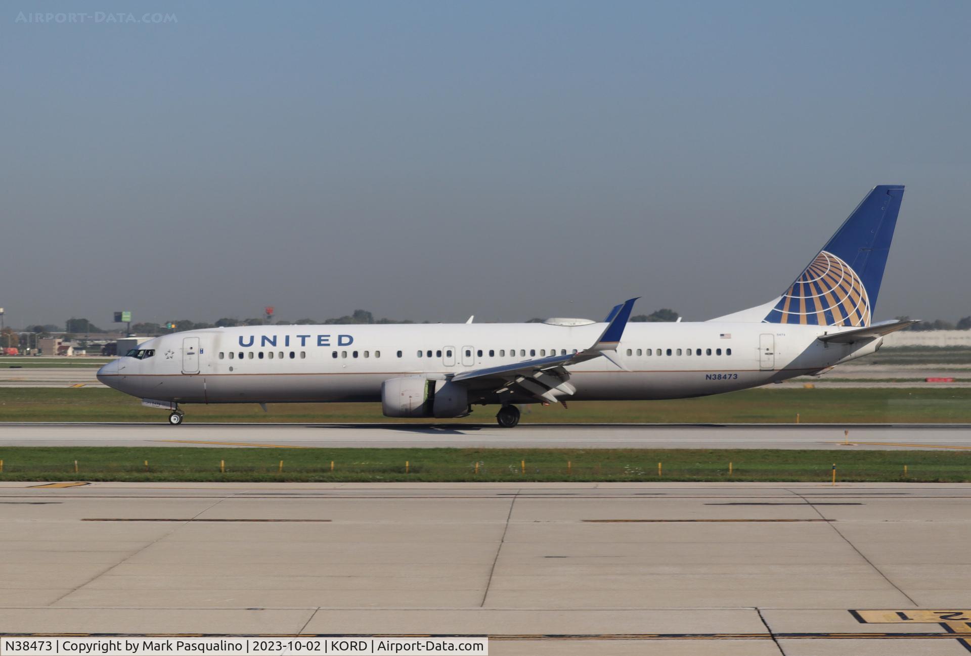 N38473, 2013 Boeing 737-924/ER C/N 38702, Boeing 737-924/ER