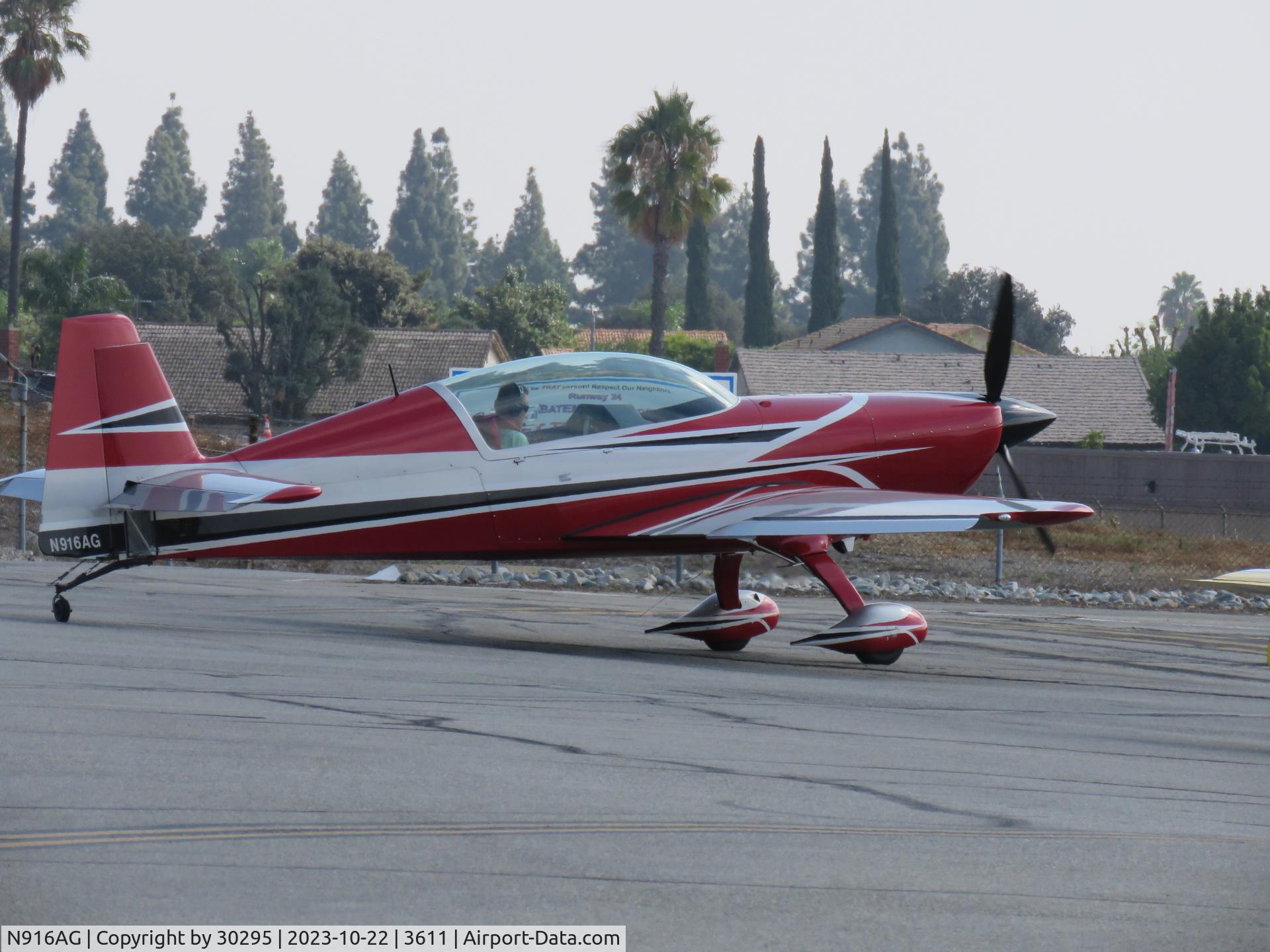 N916AG, 2019 Extra EA-300/LT C/N LT052, Getting ready to take off