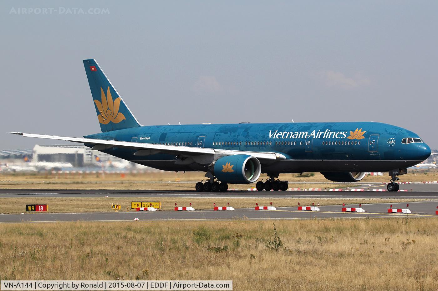VN-A144, Boeing 777-2K6/ER C/N 33503, at fra