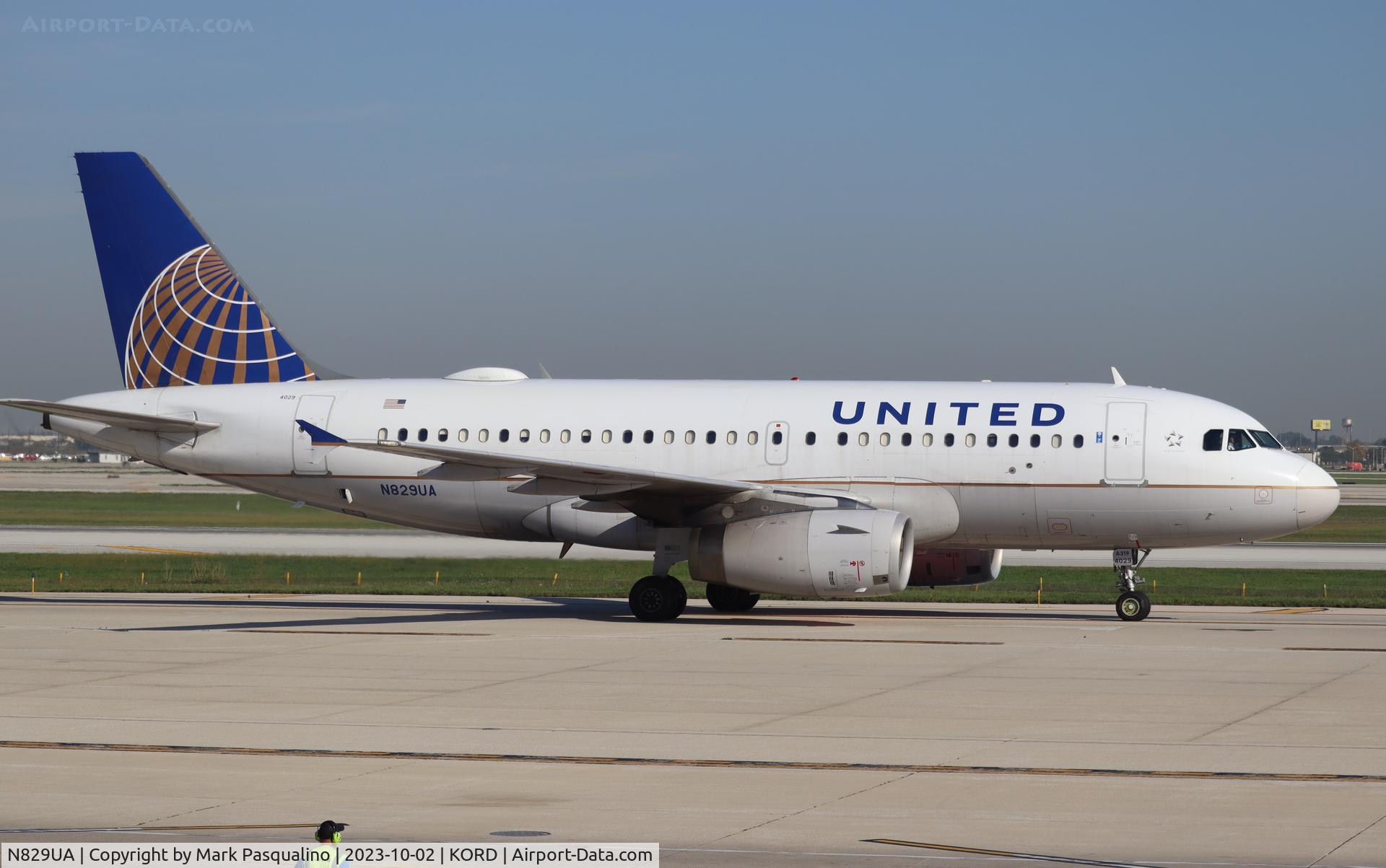 N829UA, 2000 Airbus A319-131 C/N 1211, Airbus A319-131