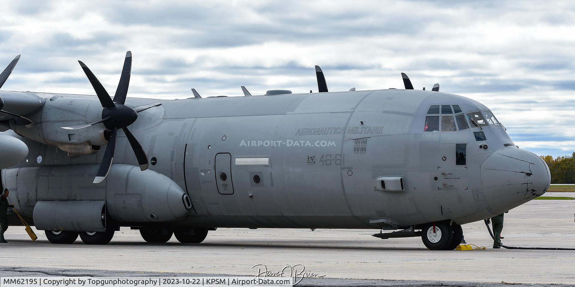 MM62195, Lockheed Martin C-130J-30 Super Hercules C/N 382-5549, Stopping in to clear customs and take on gas