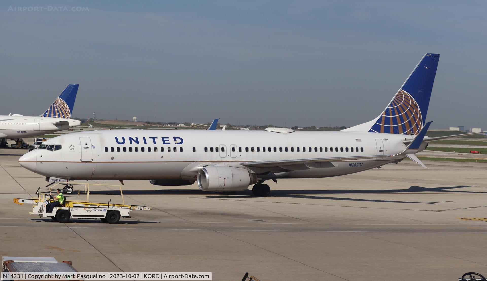 N14231, 1999 Boeing 737-824 C/N 28795, Boeing 737-824