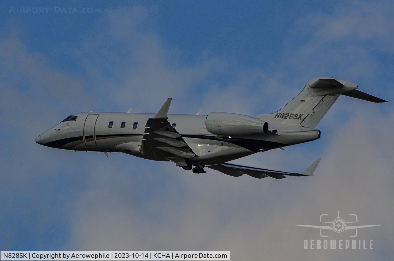 N828SK, 2004 Bombardier Challenger 300 (BD-100-1A10) C/N 20020, Taking off from Chattanooga Airport.