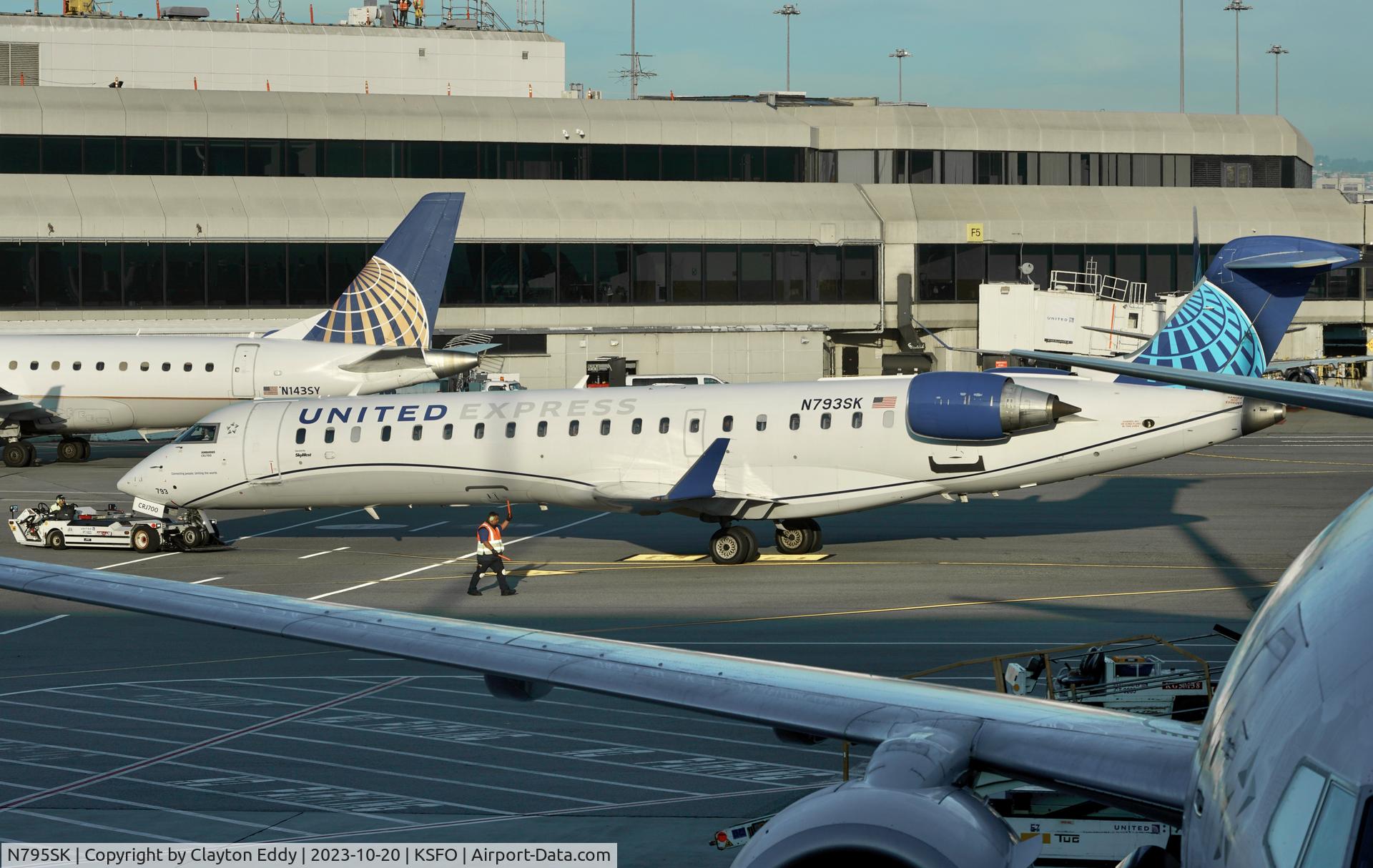 N795SK, 2010 Bombardier CRJ-700 (CL-600-2C10) Regional Jet C/N 10299, SFO 2023.