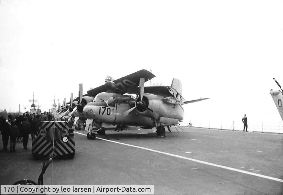 170, 1960 Grumman S-2A Tracker C/N 368, Aircraft Carrier Karel Doorman Copenhagen Harbour 3.11.1963