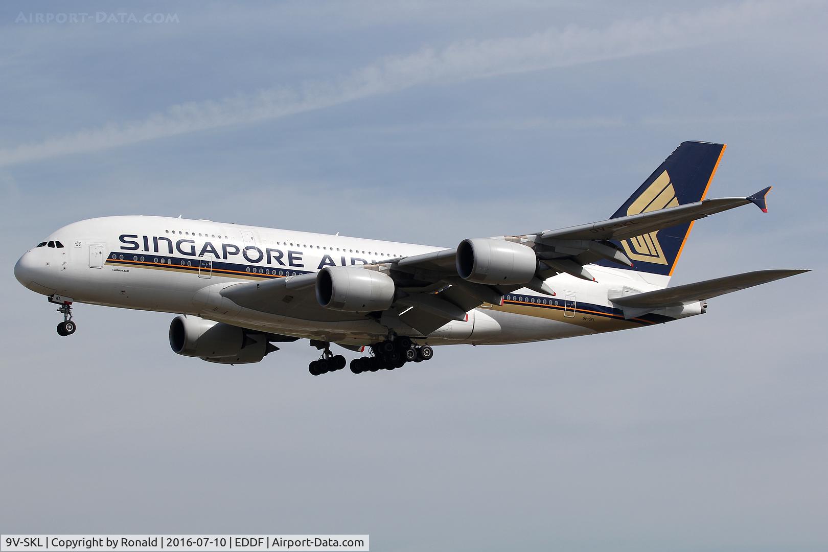9V-SKL, 2010 Airbus A380-841 C/N 058, at fra